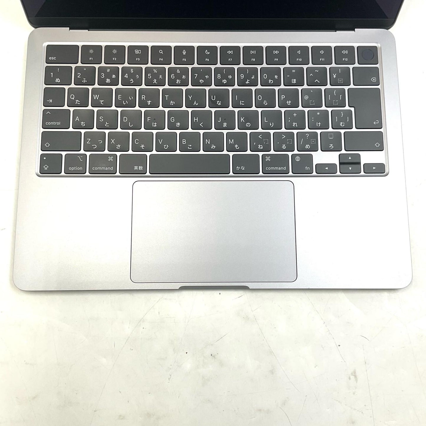 【全額返金保証】【最速発送】Apple MacBook Air 13.6インチ 2022 Apple M2 8GB 256GB スペースグレイ 92% 動作確認済
