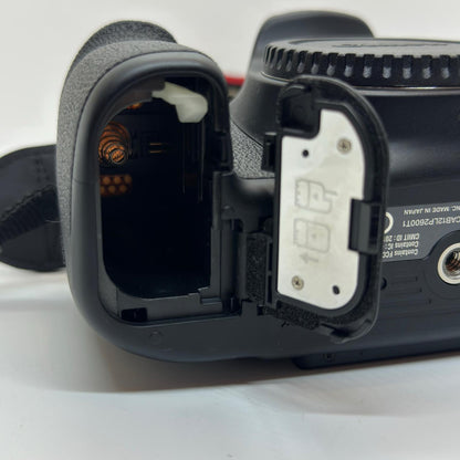 【全額返金保証】【最速発送】Canon デジタル一眼 70D ボディ ブラック 美品 動作確認済