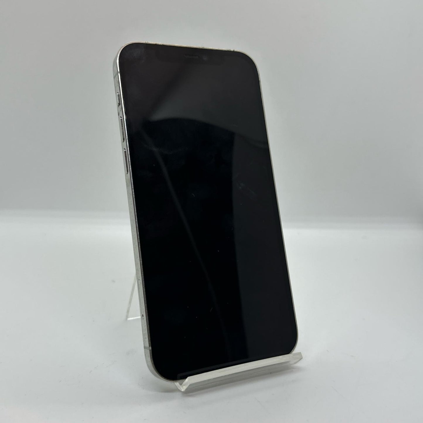 【全額返金保証】【最速発送】Apple iPhone iPhone 12 Pro 128GB シルバー docomo SIMフリー 白ロム 動作確認済 74%