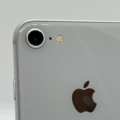 【全額返金保証】【最速発送】Apple iPhone iPhone 8 64GB シルバー au SIMフリー 白ロム 動作確認済 84%
