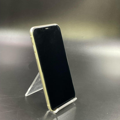 【全額返金保証】【最速発送】Apple iPhone iPhone 11 64GB ホワイト docomo SIMフリー 白ロム 動作確認済 82%