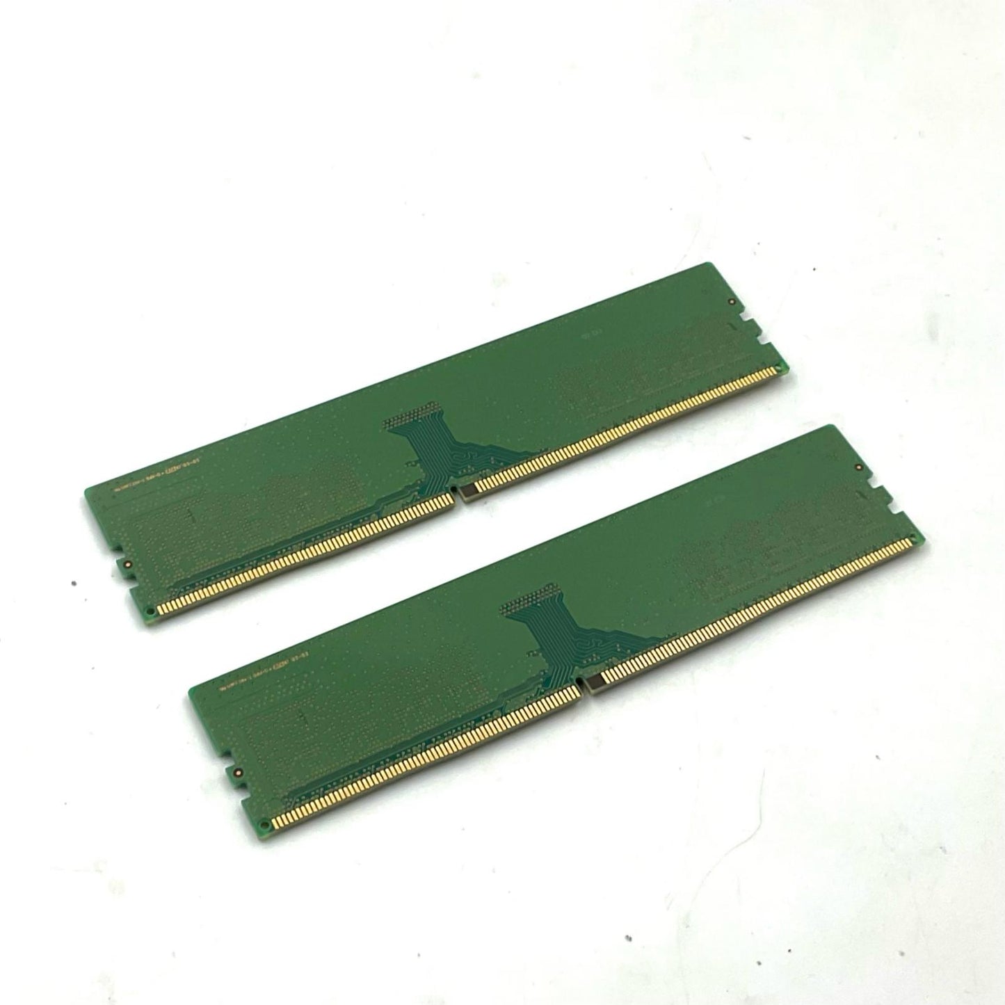 【全額返金保証】【最速発送】SAMSUNG メモリ DDR4 8GBx2枚 M378A1K43EB2-CWE 美品 動作確認済