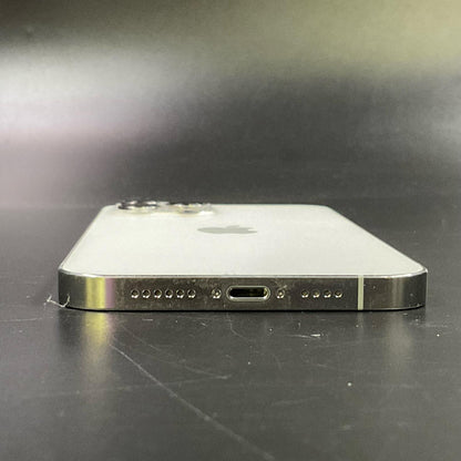 【全額返金保証】【最速発送】Apple iPhone iPhone 12 Pro Max 256GB シルバー docomo SIMフリー 白ロム 動作確認済 83%