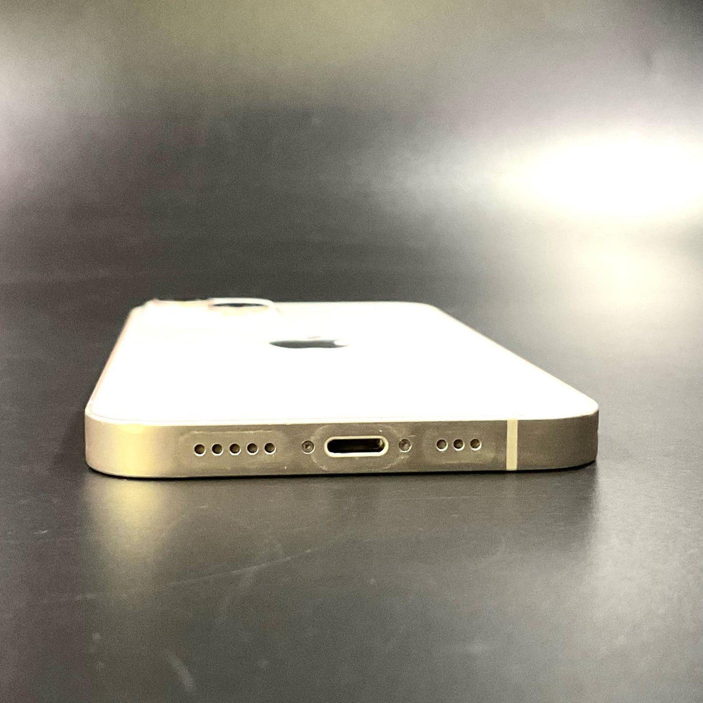 【全額返金保証】【最速発送】Apple iPhone iPhone 13 128GB スターライト docomo SIMフリー 白ロム 美品 動作確認済 89%