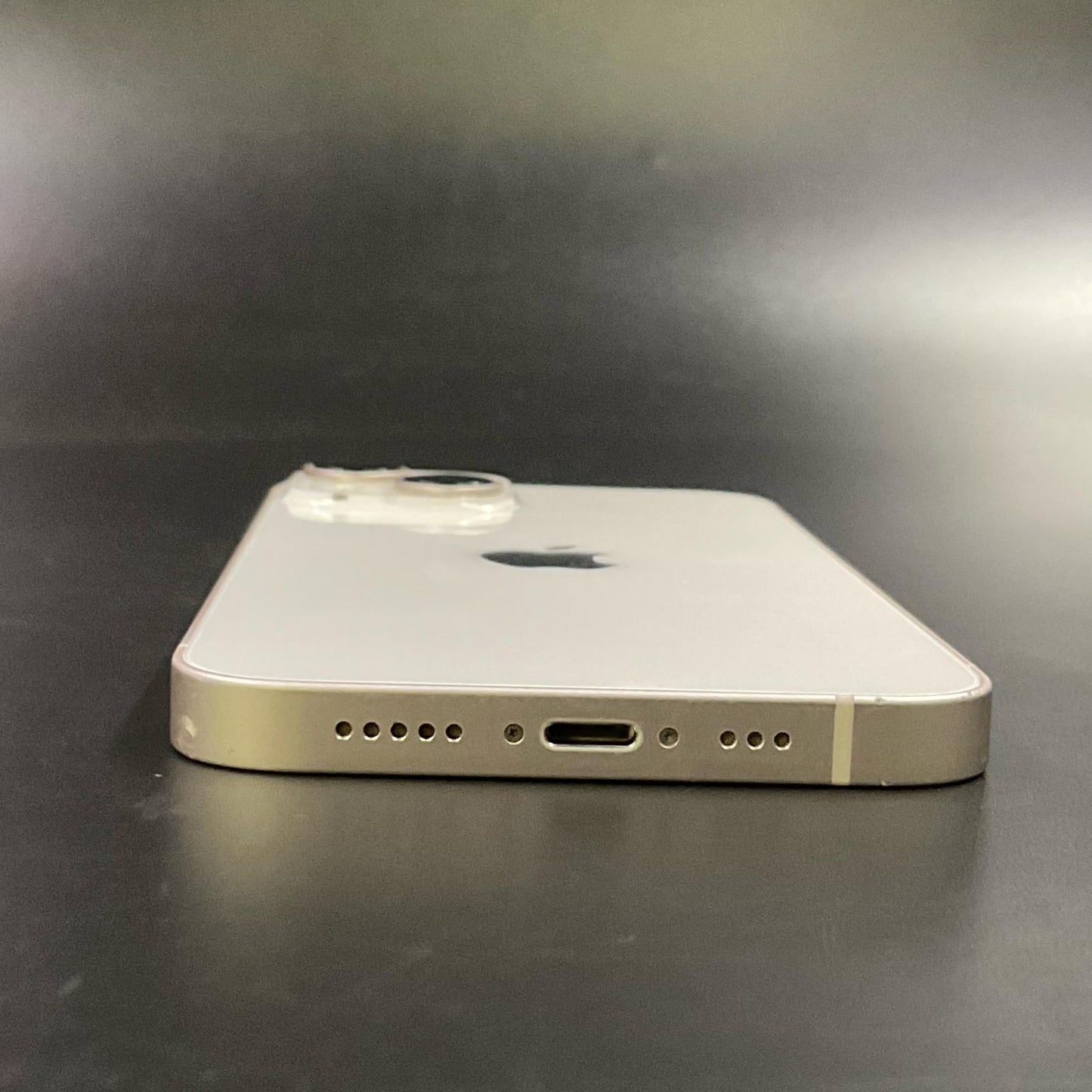 【全額返金保証】【最速発送】Apple iPhone iPhone 14 128GB スターライト docomo SIMフリー 白ロム 動作確認済 79%