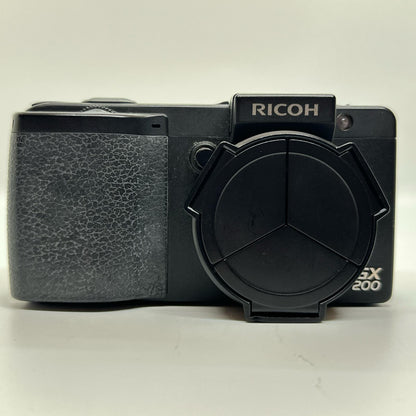 【全額返金保証】【最速発送】RICOH コンパクトデジタルカメラ GX200 ボディ 動作確認済