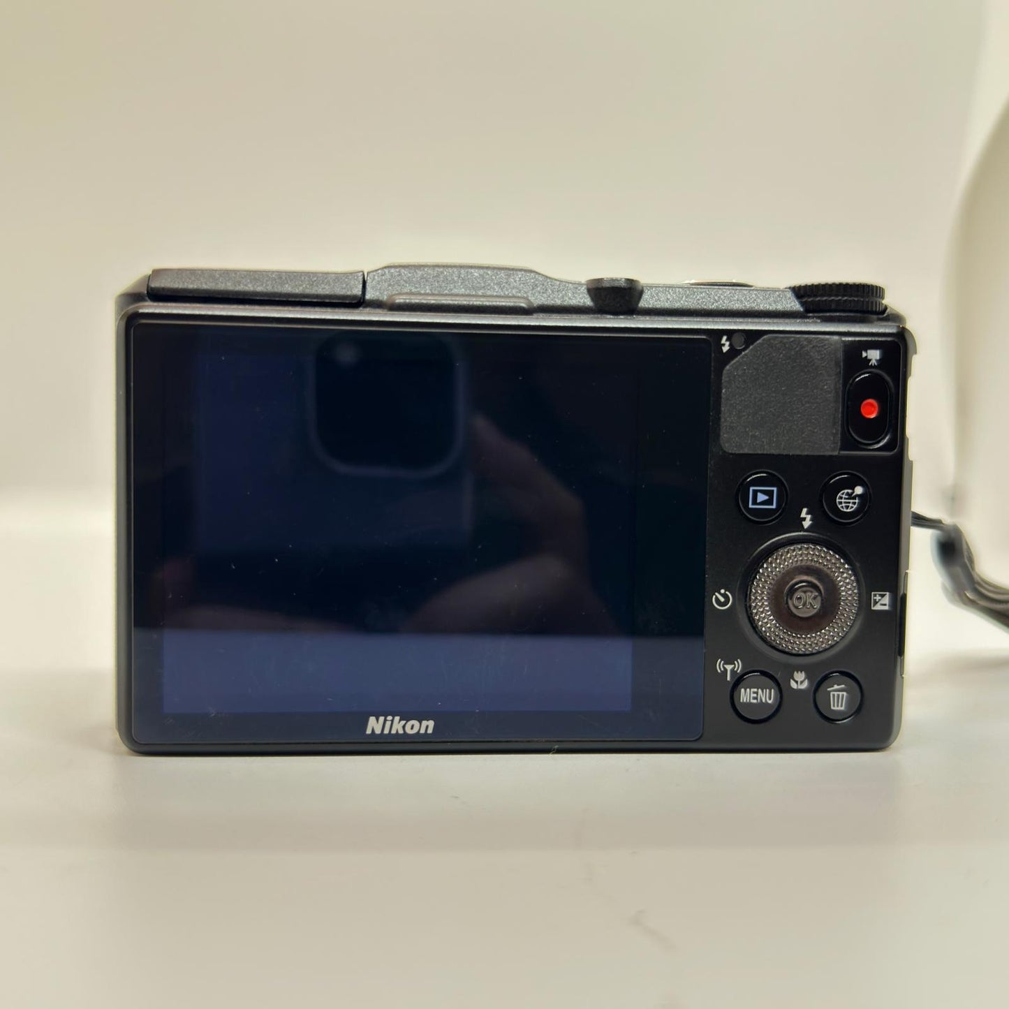 【全額返金保証】【最速発送】Nikon コンパクトデジタルカメラ COOLPIX S9700 動作確認済