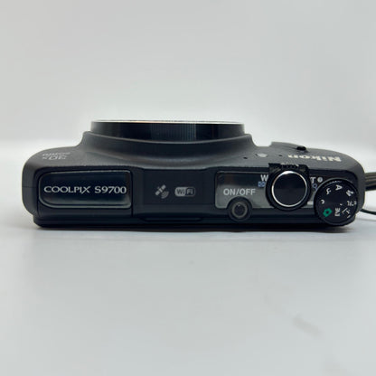 【全額返金保証】【最速発送】Nikon コンパクトデジタルカメラ COOLPIX S9700 動作確認済