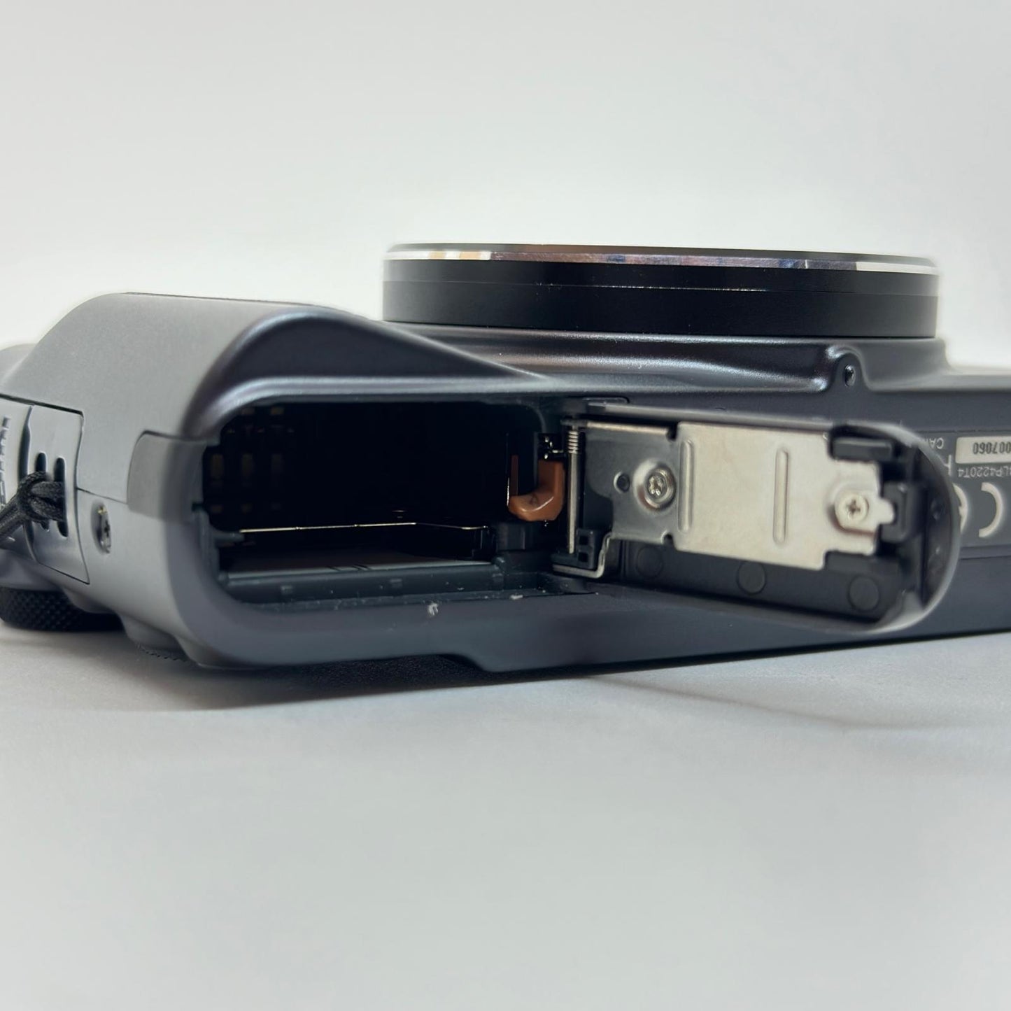 【全額返金保証】【最速発送】Canon コンパクトデジタルカメラ PowerShot SX720 HS ブラック 動作確認済