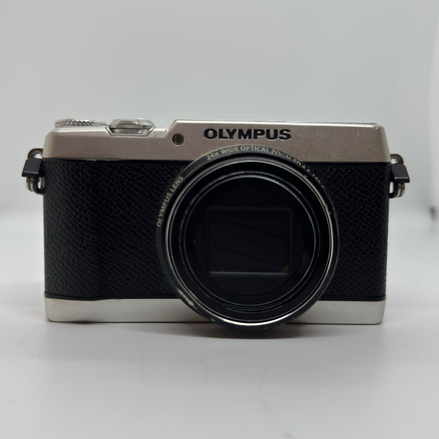 【全額返金保証】【最速発送】OLYMPUS コンパクトデジタルカメラ STYLUS SH-3 シルバー 動作確認済