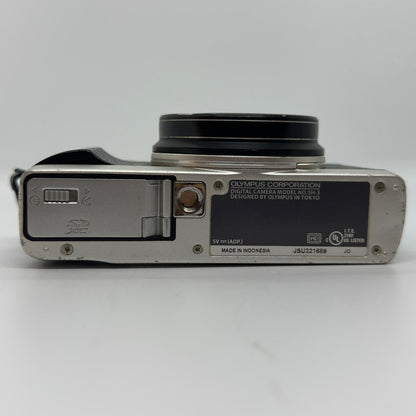 【全額返金保証】【最速発送】OLYMPUS コンパクトデジタルカメラ STYLUS SH-3 シルバー 動作確認済