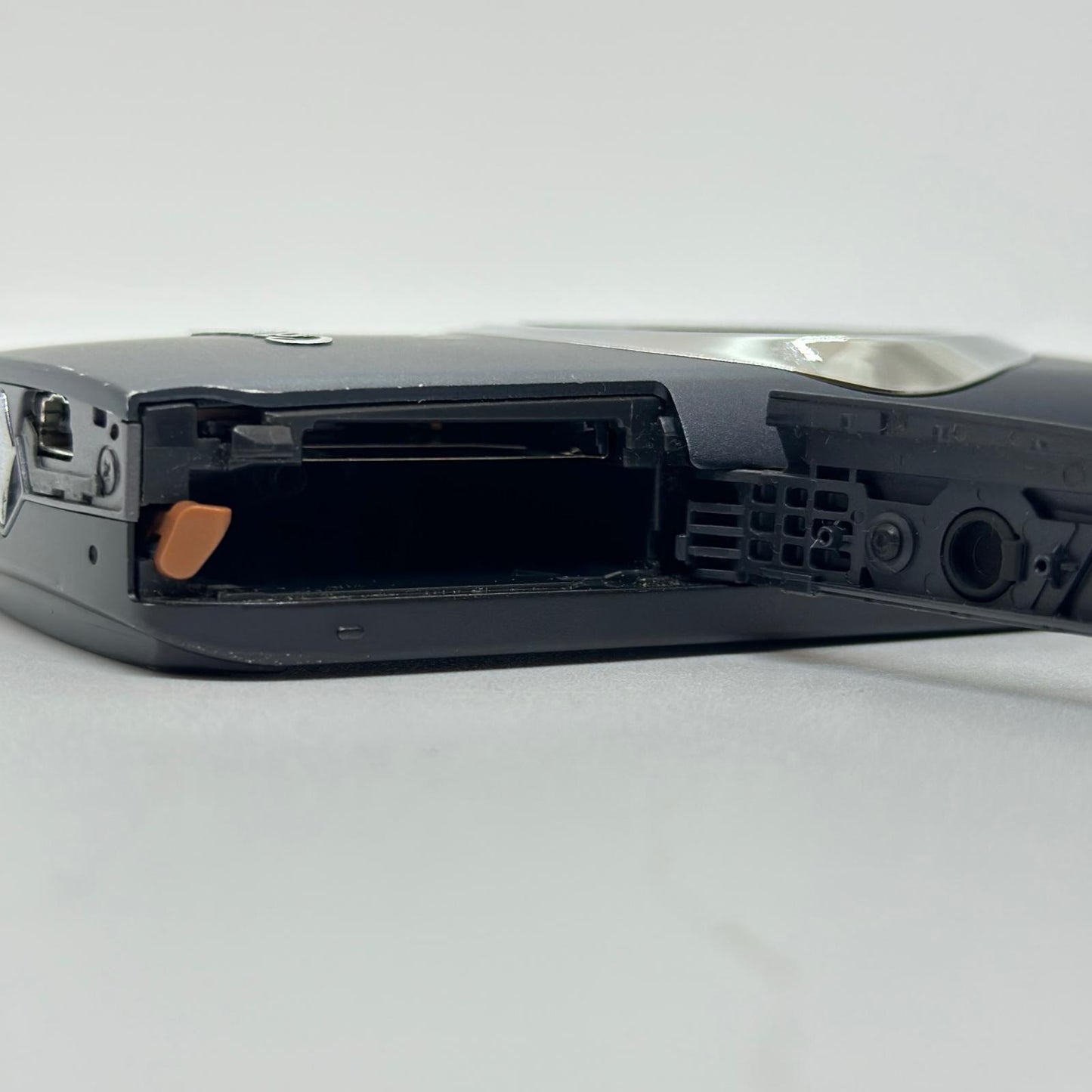 【全額返金保証】【最速発送】Canon コンパクトデジタルカメラ IXY 10S シルバー 動作確認済