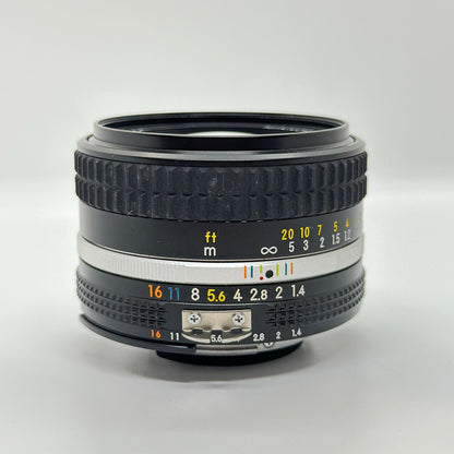 【全額返金保証】【最速発送】Nikon Ai-S NIKKOR 50mm F1.4 美品 動作確認済