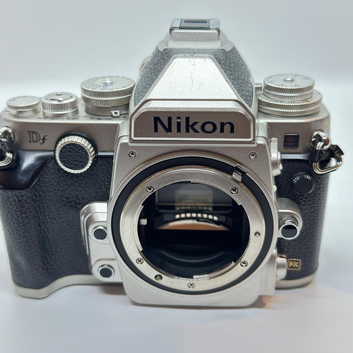 【全額返金保証】【最速発送】Nikon デジタル一眼 Df シルバー ボディ 動作確認済