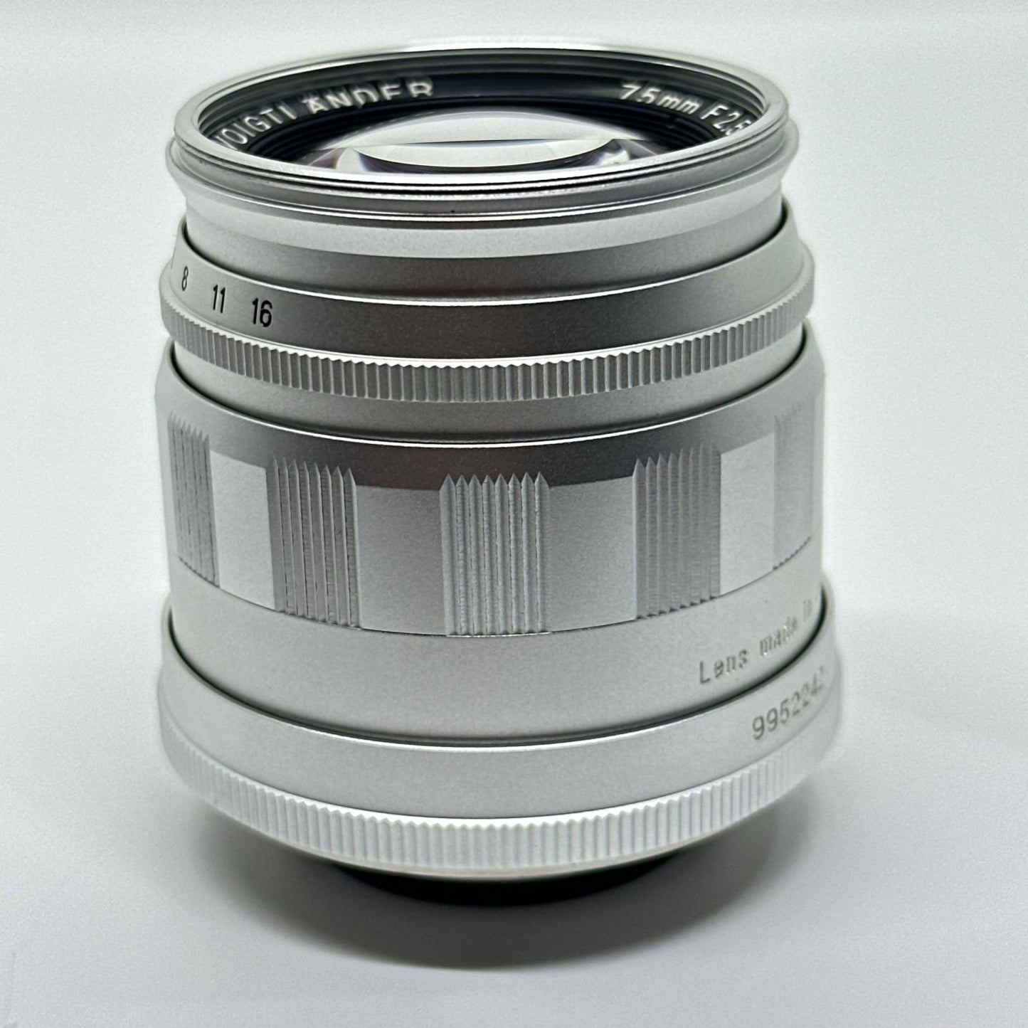 【最速発送】 Voigtlander Color Heliar 75mm F2.5 MC VM Leica Mマウント【難有】