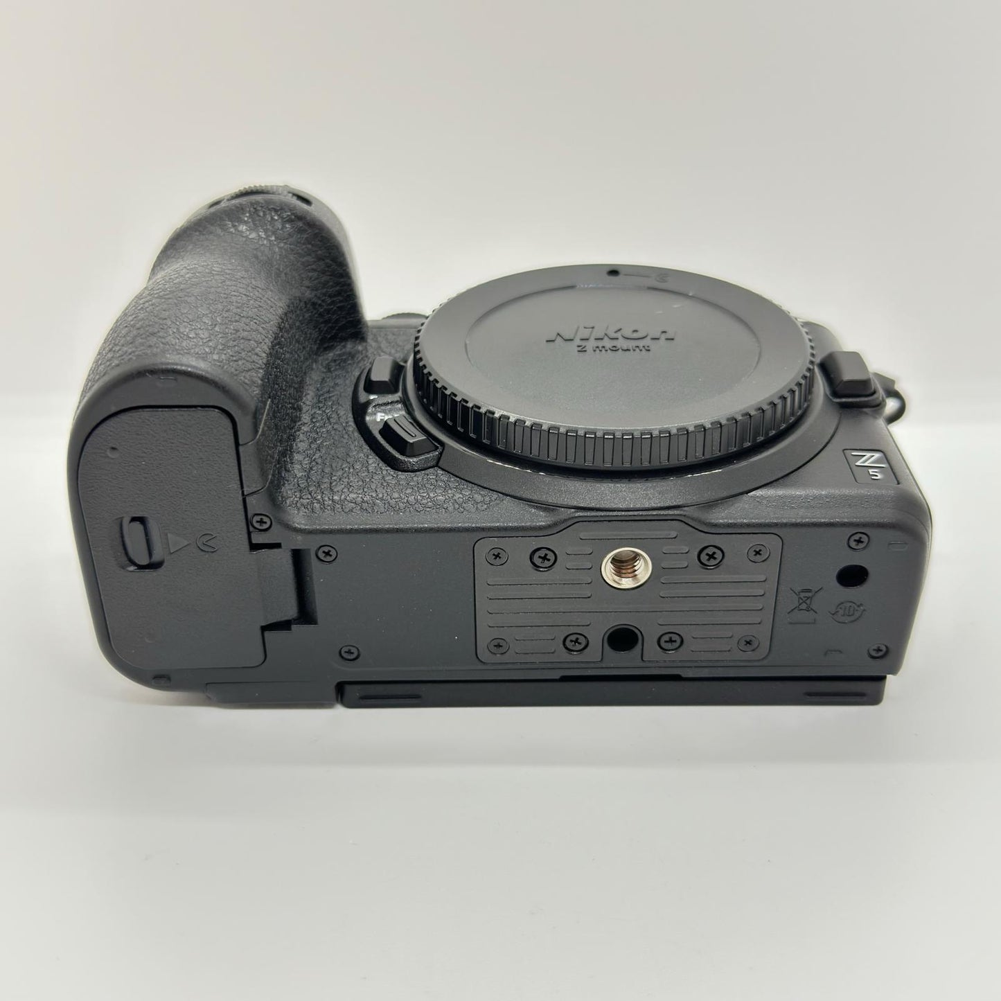 【全額返金保証】【最速発送】Nikon デジタル一眼 Z5 ボディ 美品 動作確認済