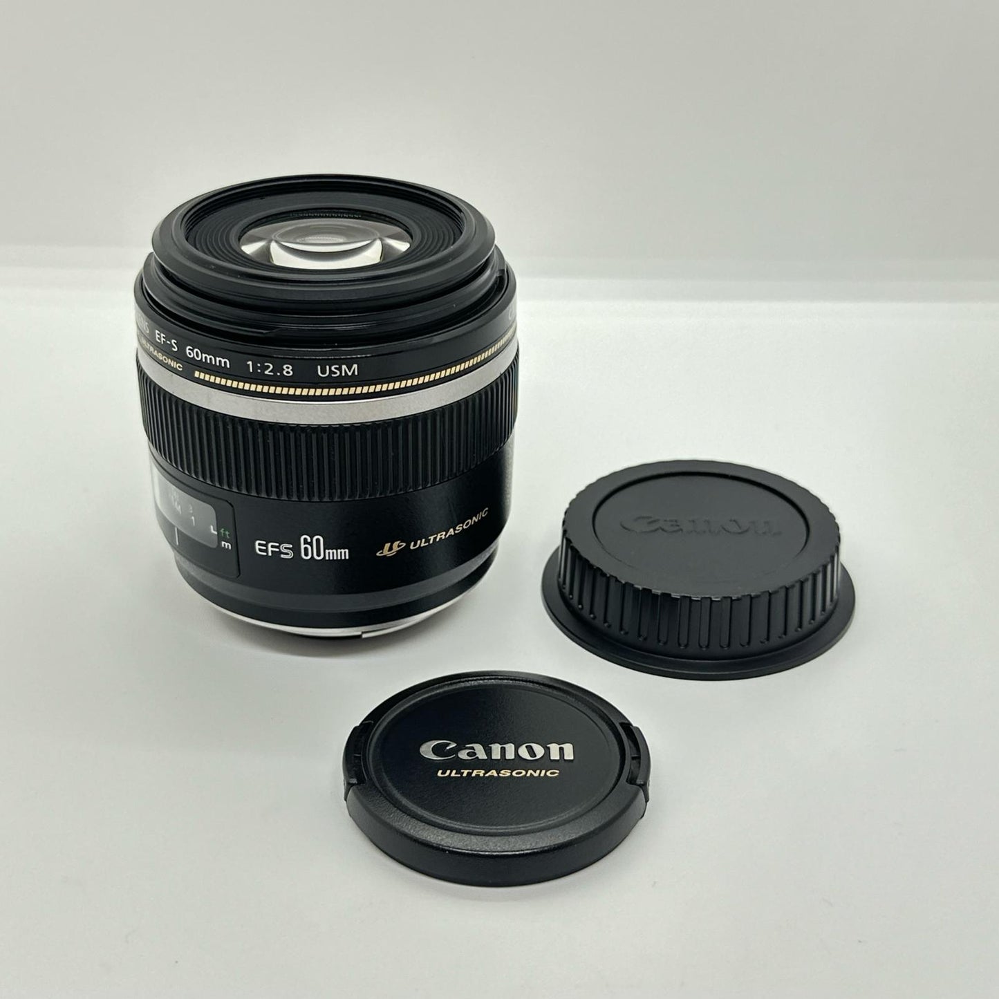 【全額返金保証】【最速発送】Canon EF-S60mm F2.8 マクロ USM 美品 動作確認済