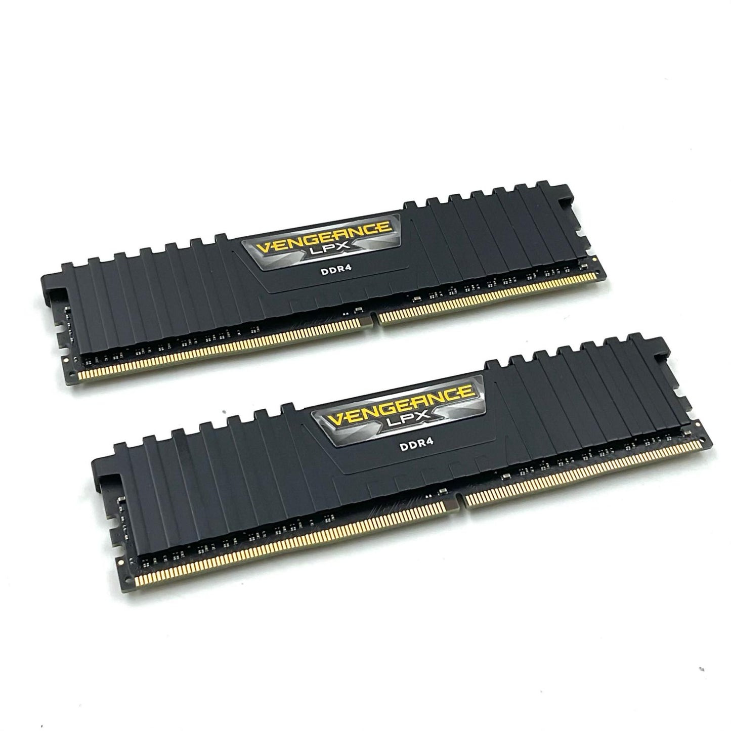 【全額返金保証】【最速発送】CORSAIR メモリ DDR4 PC4-25600 32GB (16GB 2枚組） CMK32GX4M2E3200C16 美品 動作確認済