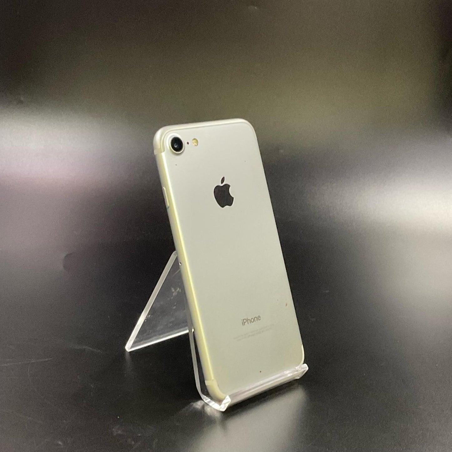 【最速発送】Apple iPhone iPhone 7 128GB シルバー docomo 白ロム【難有】 53%