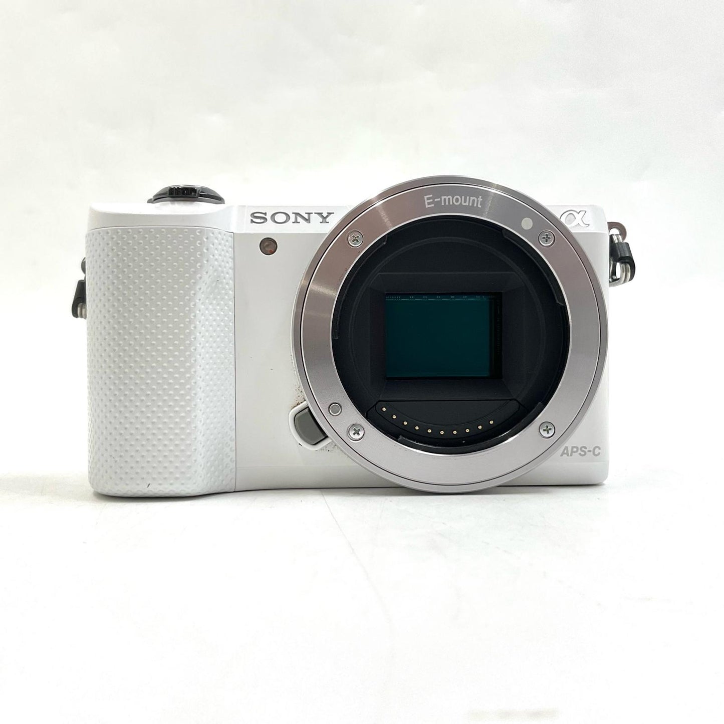 【全額返金保証】【最速発送】Sony デジタル一眼 α5000 ILCE-5000 ボディ [ホワイト] 動作確認済