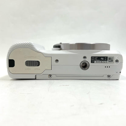 【全額返金保証】【最速発送】Sony デジタル一眼 α5000 ILCE-5000 ボディ [ホワイト] 動作確認済