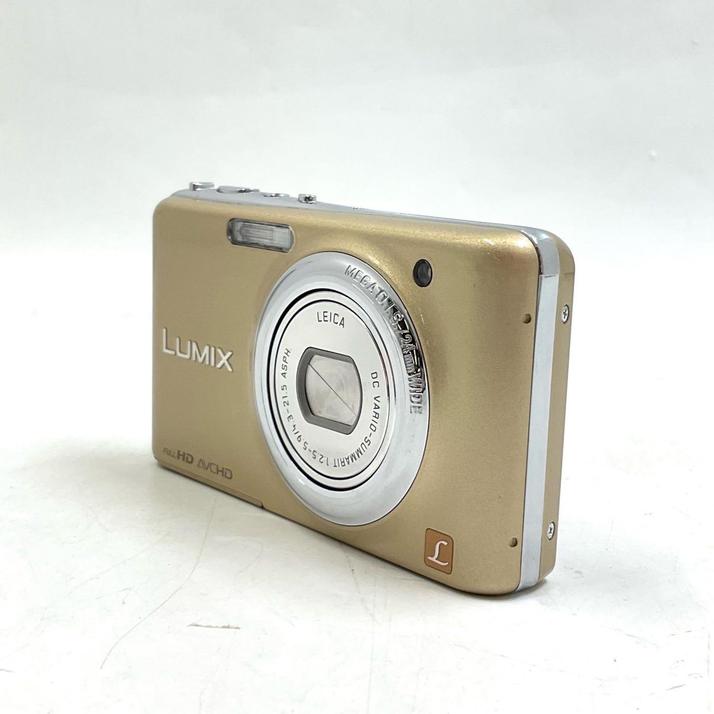 【全額返金保証】【最速発送】Panasonic コンパクトデジタルカメラ LUMIX DMC-FX77 ゴールド 動作確認済