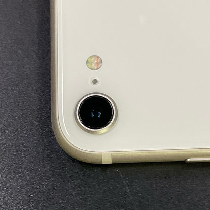 【全額返金保証】【最速発送】Apple iPhone iPhone SE（第3世代） 64GB スターライト Softbank 白ロム 動作確認済 84%