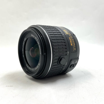 【全額返金保証】【最速発送】Nikon AF-S DX NIKKOR 18-55mm f/3.5-5.6G VR II 美品 動作確認済