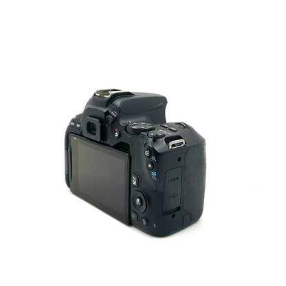 【全額返金保証】【最速発送】Canon デジタル一眼 EOS Kiss X10 ボディ ブラック 動作確認済
