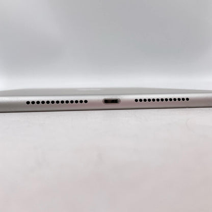 【全額返金保証】【最速発送】Apple iPad iPad 10.2インチ 第7世代 32GB シルバー Wi-Fi 美品 動作確認済