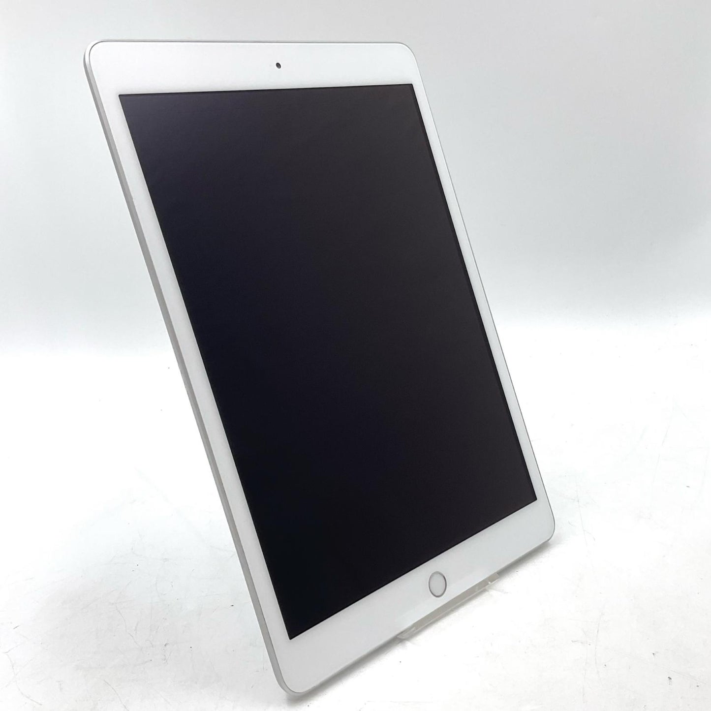 【全額返金保証】【最速発送】Apple iPad iPad 10.2インチ 第7世代 32GB シルバー Wi-Fi 美品 動作確認済