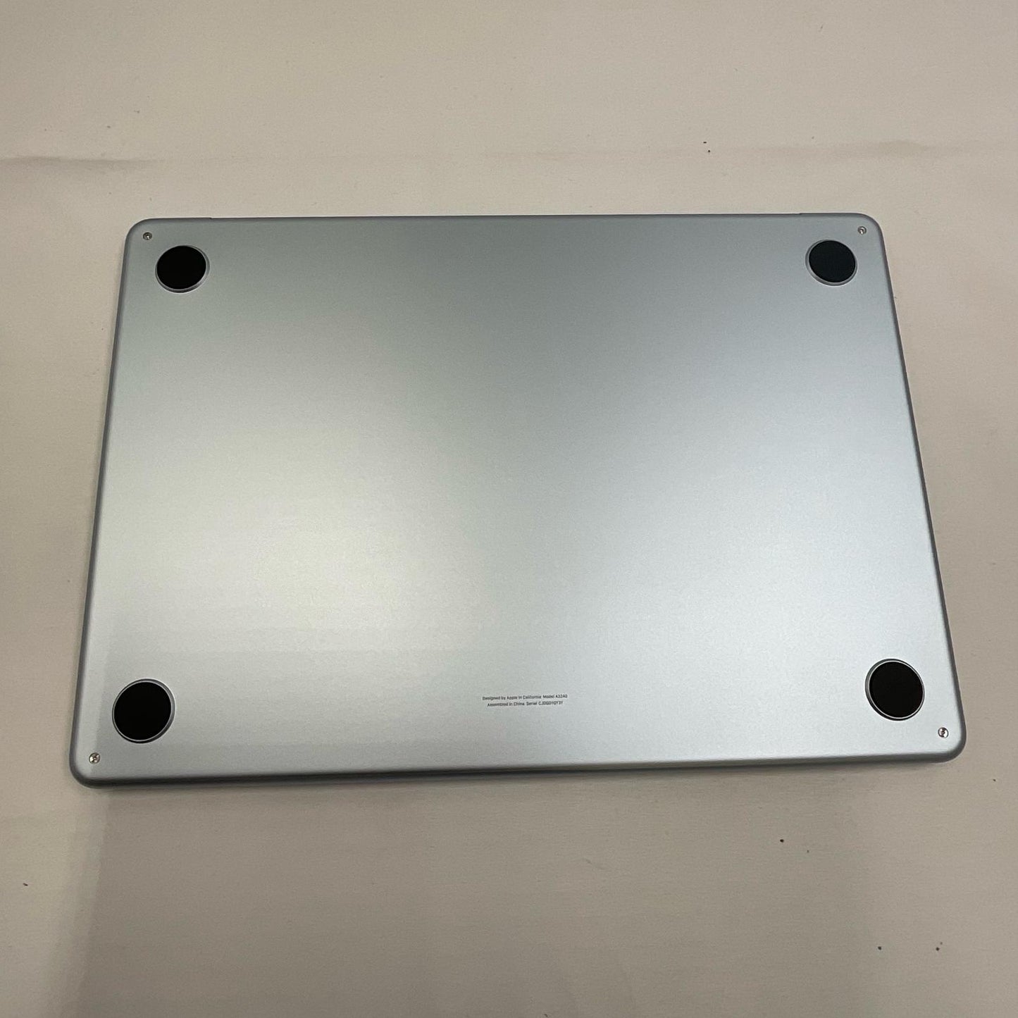 【全額返金保証】【最速発送】Apple MacBook Air 13.6インチ 2025 Apple M4 16GB 512GB SKY 99.5% 美品 動作確認済