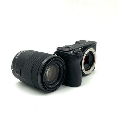 【全額返金保証】【最速発送】Sony デジタル一眼 α6700 ILCE-6700M 高倍率ズームレンズキット [ブラック] ブラック 美品 動作確認済