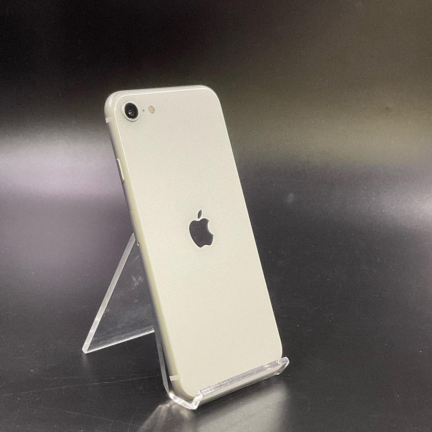 【全額返金保証】【最速発送】Apple iPhone iPhone SE（第2世代） 64GB ホワイト au SIMフリー 白ロム 動作確認済 74%