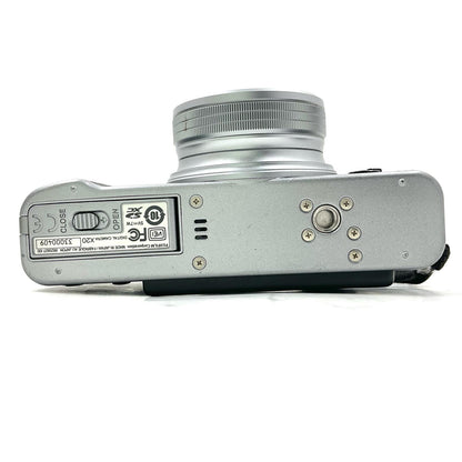 【全額返金保証】【最速発送】FUJIFILM コンパクトデジタルカメラ X20 シルバー 動作確認済