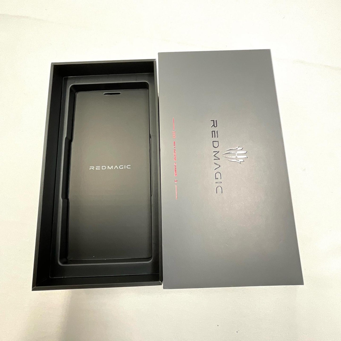 【全額返金保証】【最速発送】Nubia REDMAGIC 11 Pro 512GB シルバー SIMフリー NX809J 白ロム 美品 動作確認済