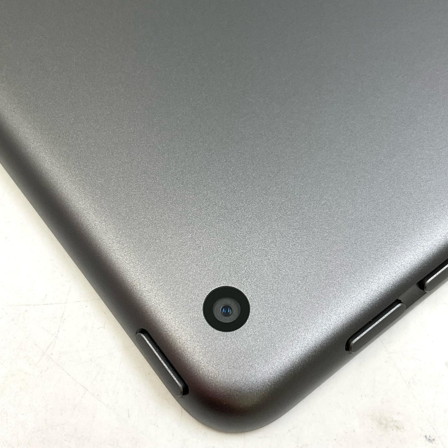【全額返金保証】【最速発送】Apple iPad iPad 10.2インチ 第9世代 256GB スペースグレイ Wi-Fi 美品 動作確認済