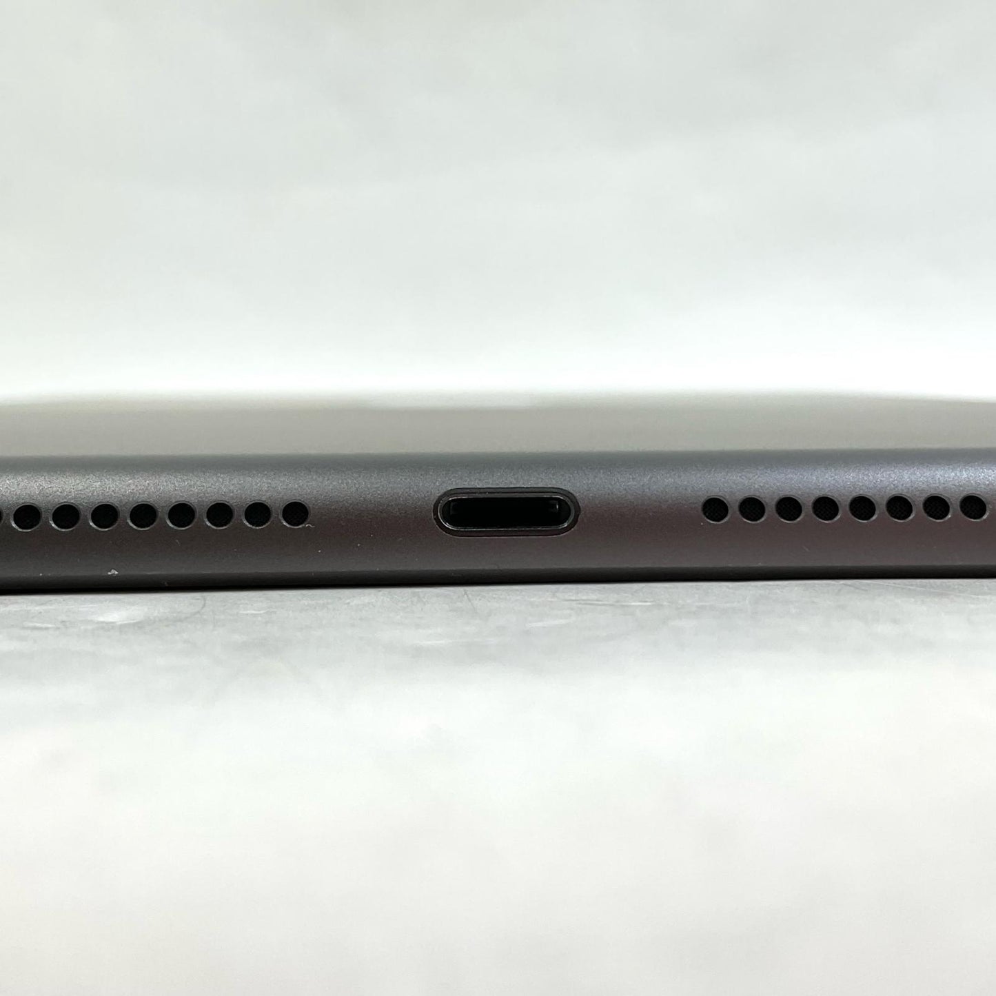 【全額返金保証】【最速発送】Apple iPad iPad 10.2インチ 第9世代 256GB スペースグレイ Wi-Fi 美品 動作確認済