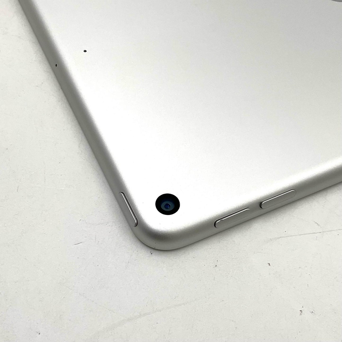 【全額返金保証】【最速発送】Apple iPad mini 7.9インチ 第5世代 64GB シルバー 動作確認済