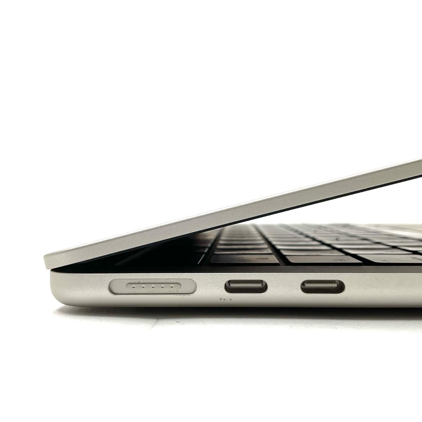【全額返金保証】【最速発送】Apple MacBook Air 13インチ 2022 M2 8コア 16GB 256GB スターライト 美品 動作確認済