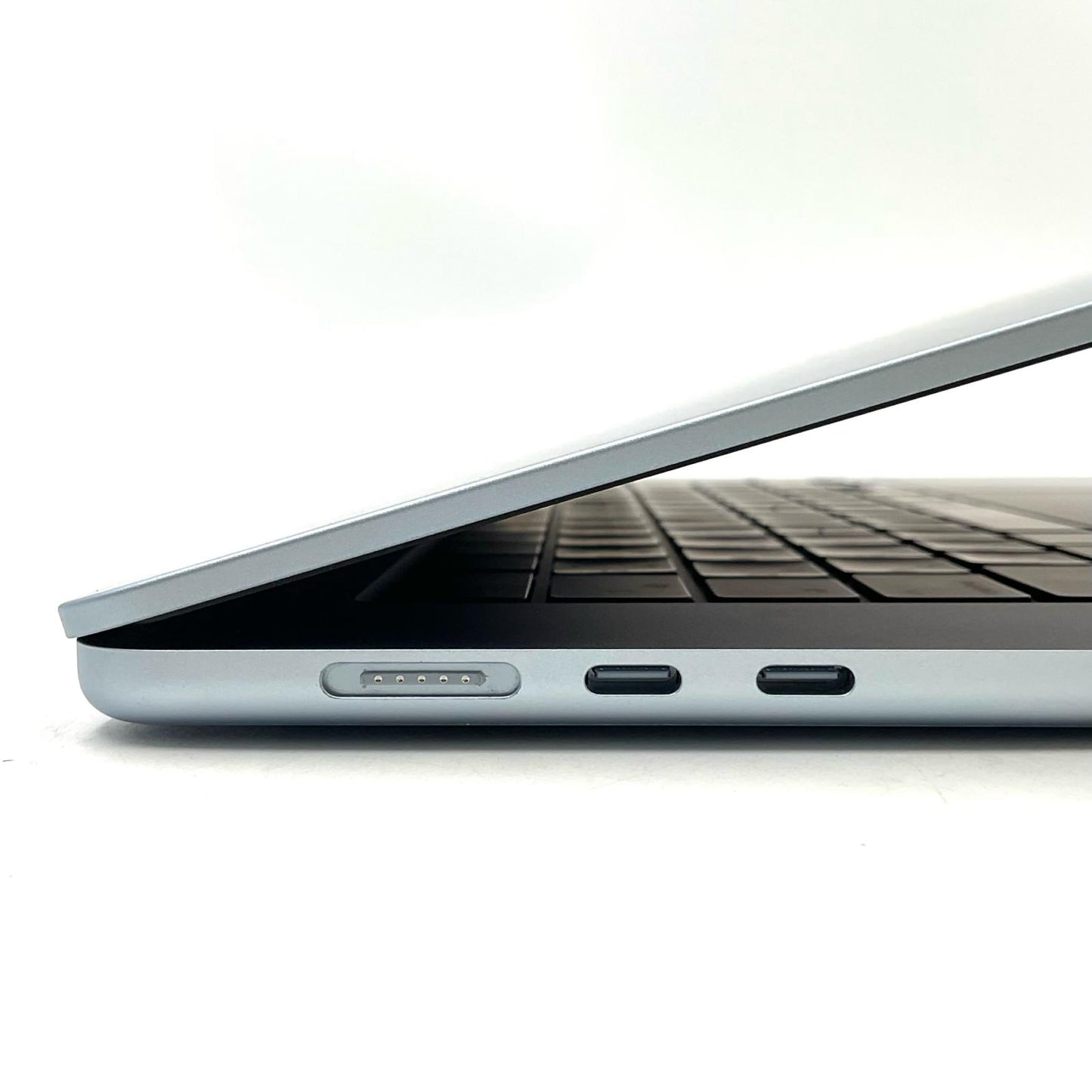 【全額返金保証】【最速発送】Apple MacBook Air 15インチ 2025 M4 10コア 16GB 256GB スカイブルー 美品 動作確認済