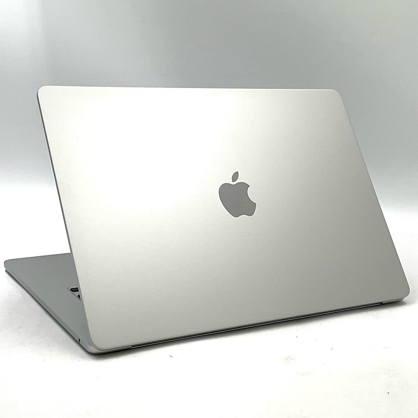 【全額返金保証】【最速発送】Apple MacBook Air 15インチ 2025 M4 10コア 16GB 256GB シルバー 美品 動作確認済