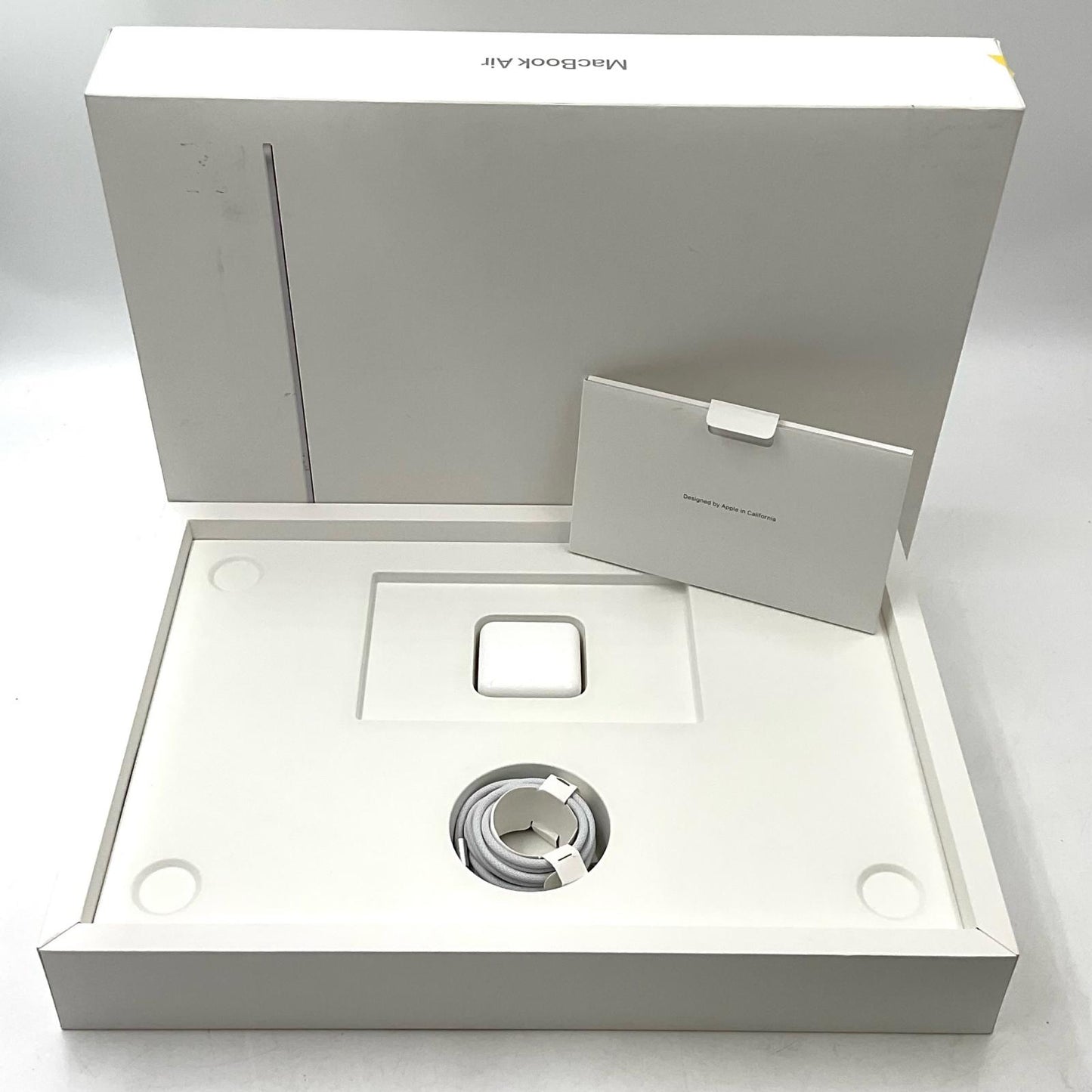 【全額返金保証】【最速発送】Apple MacBook Air 15インチ 2025 M4 10コア 16GB 256GB シルバー 美品 動作確認済