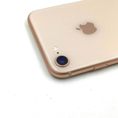 【全額返金保証】【最速発送】Apple iPhone 8 64GB ゴールド docomo SIMフリー 白ロム 動作確認済 72%