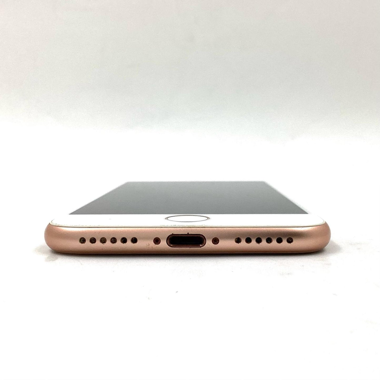 【全額返金保証】【最速発送】Apple iPhone 8 64GB ゴールド docomo SIMフリー 白ロム 動作確認済 72%