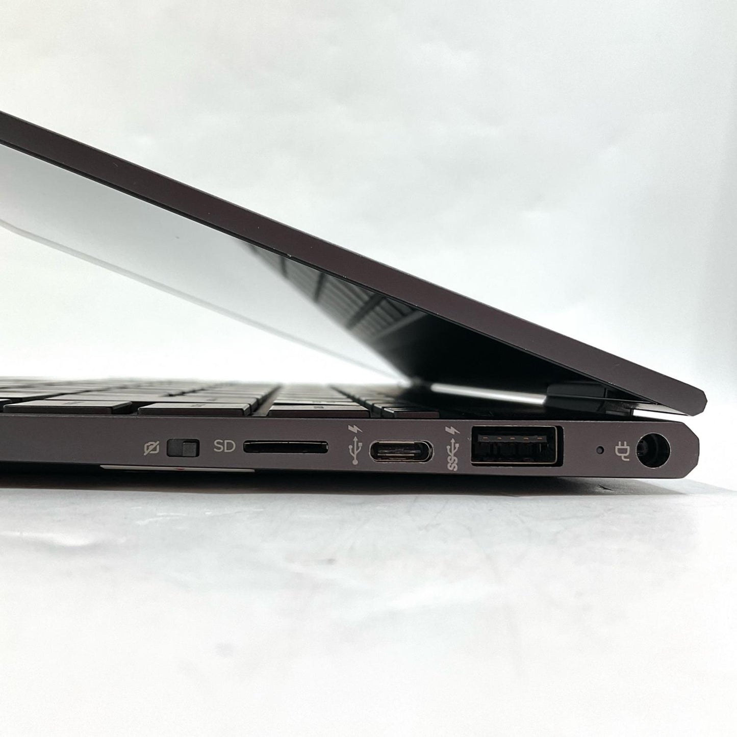 【全額返金保証】【最速発送】HP Envy 13-ar0001AU Ryzen 3 3300U 8GB M.2 SSD 256GB 100% 美品 動作確認済