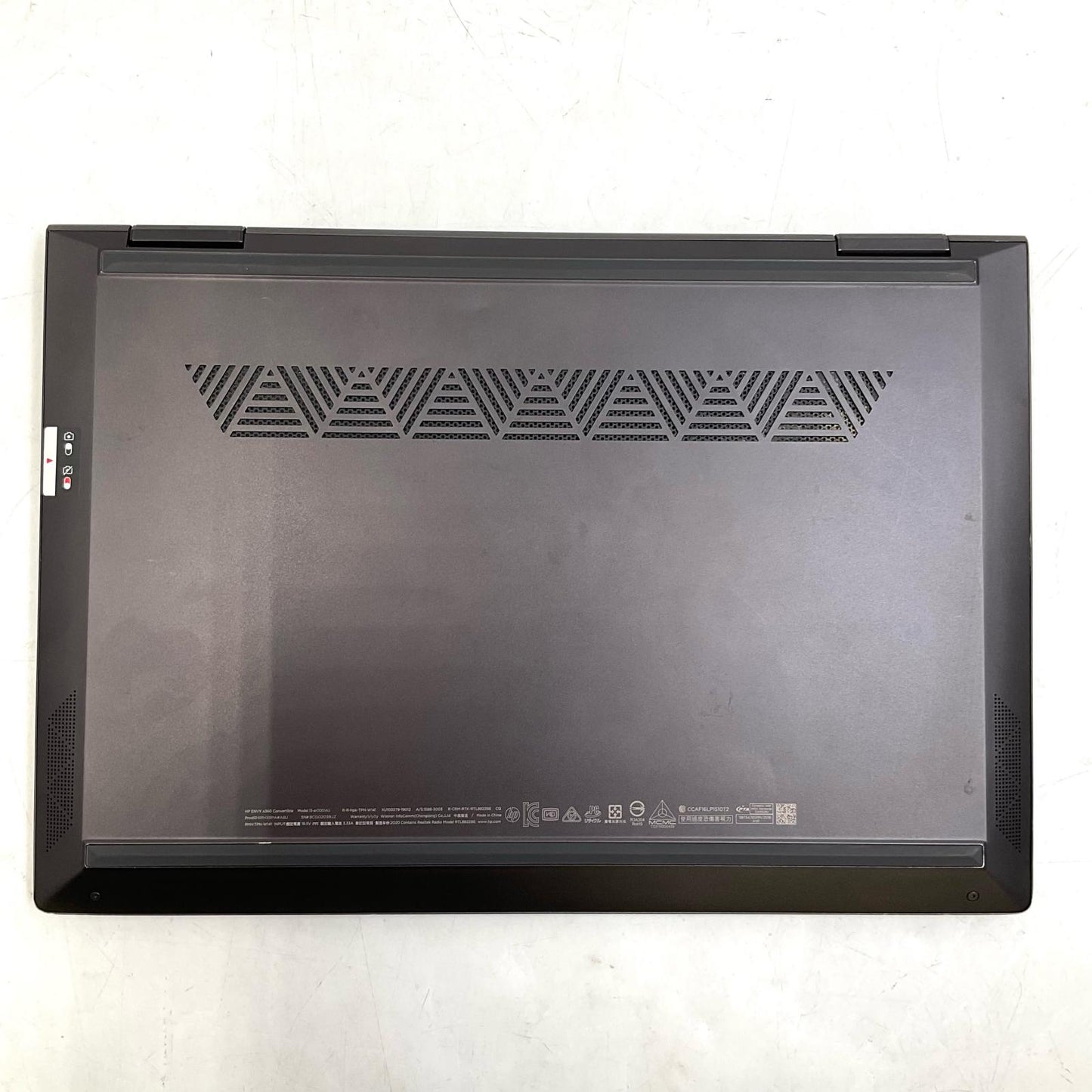 【全額返金保証】【最速発送】HP Envy 13-ar0001AU Ryzen 3 3300U 8GB M.2 SSD 256GB 100% 美品 動作確認済