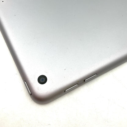 【全額返金保証】【最速発送】Apple iPad iPad 9.7インチ 第6世代 32GB スペースグレイ Wi-Fi 動作確認済