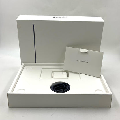 【全額返金保証】【最速発送】Apple MacBook Air 13.6インチ 2022 Apple M2 8GB 256GB ミッドナイト 95.9% 美品 動作確認済