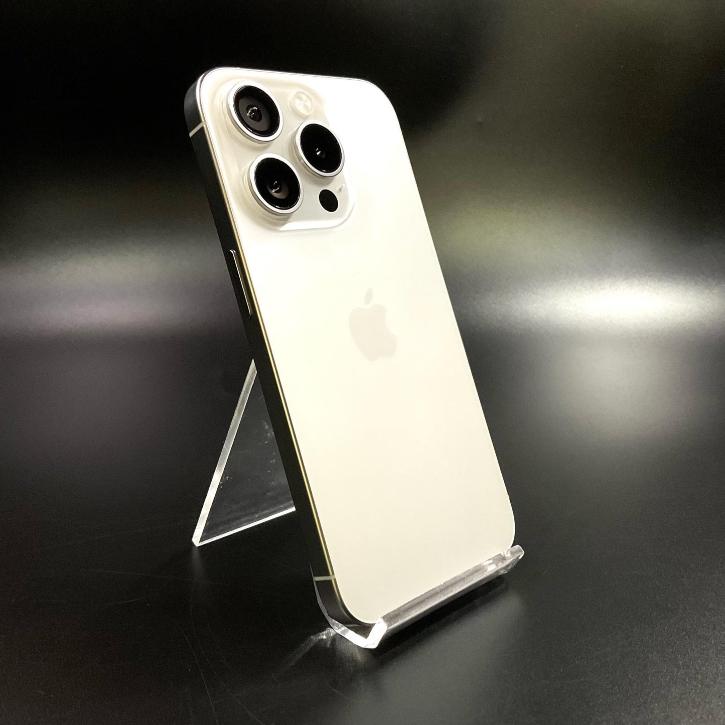 【全額返金保証】【最速発送】Apple iPhone iPhone 15 Pro 128GB ホワイトチタニウム Softbank SIMフリー 白ロム 美品 動作確認済 88%